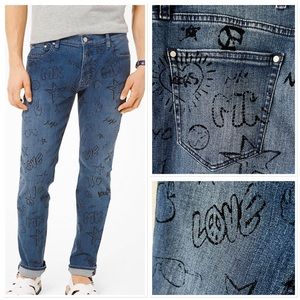 Michael Kors Parker Slim Fit Love Peace Star Graffiti Printed Jeans 30x32